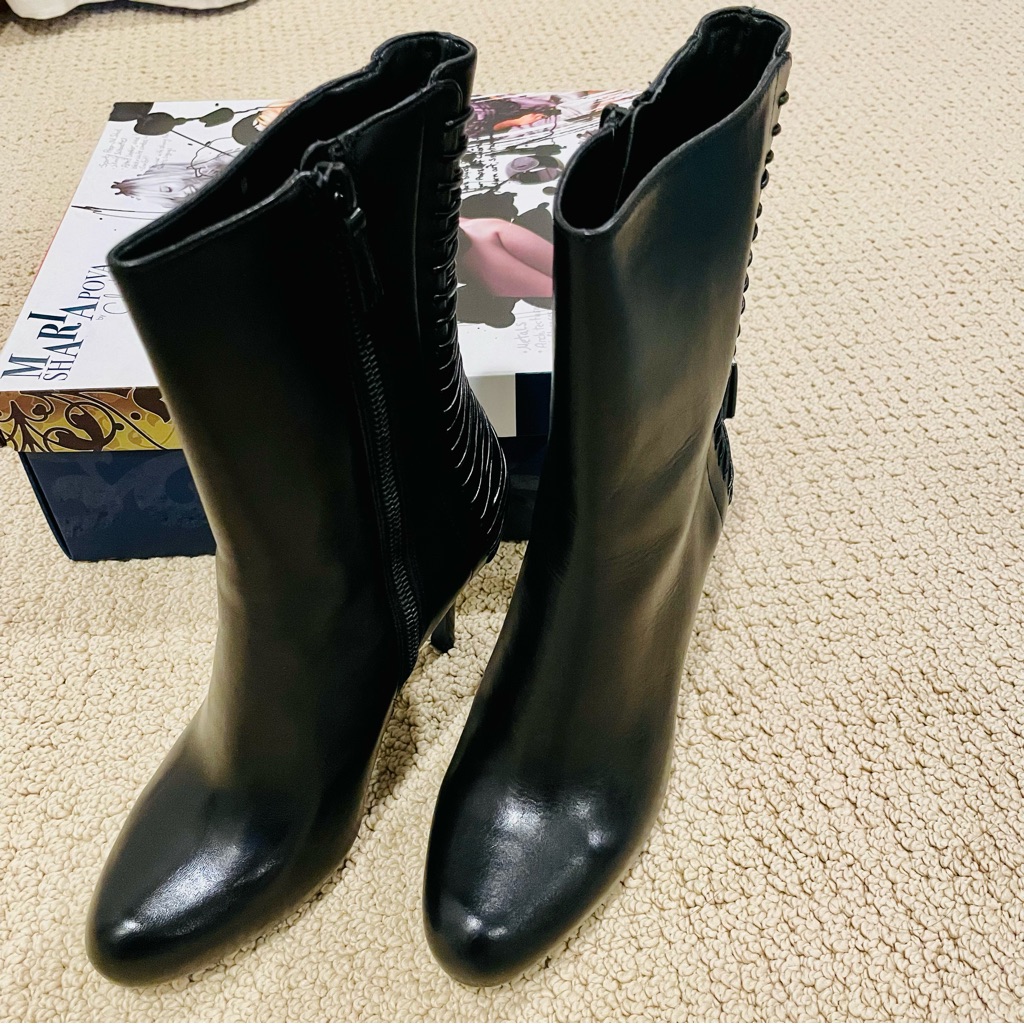 *New* Cole Haan Boots With Nike Technology